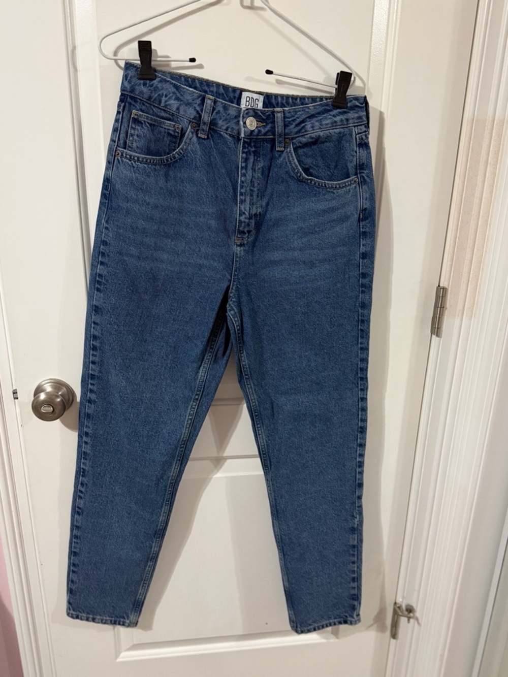 BDG Urban Outfitters The Mom Jean Blue Wash High Rise Size W29 L32